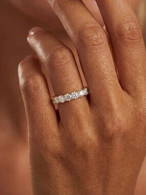 NEW 18k Yellow Gold Diamond Ring Band Round Diamond Eternity Ring